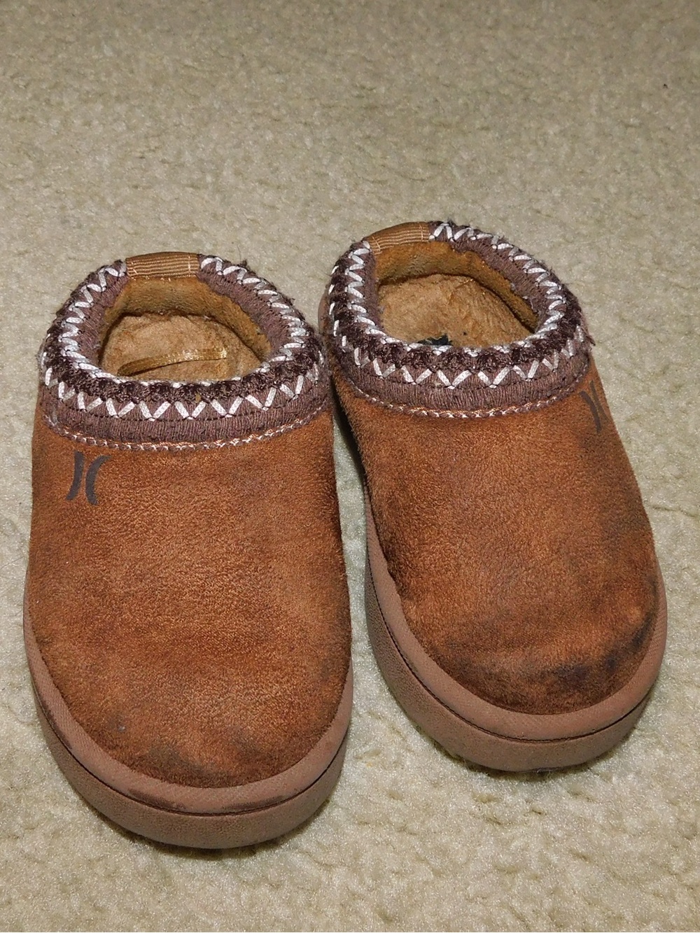 Hurley Brown Suede Cozy Slip-On Clogs (uggs)